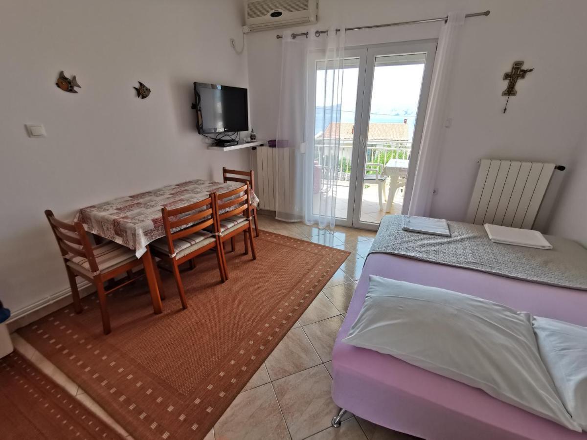 Villa Clara Apartments Kvarner Novi Vinodolski Exterior photo