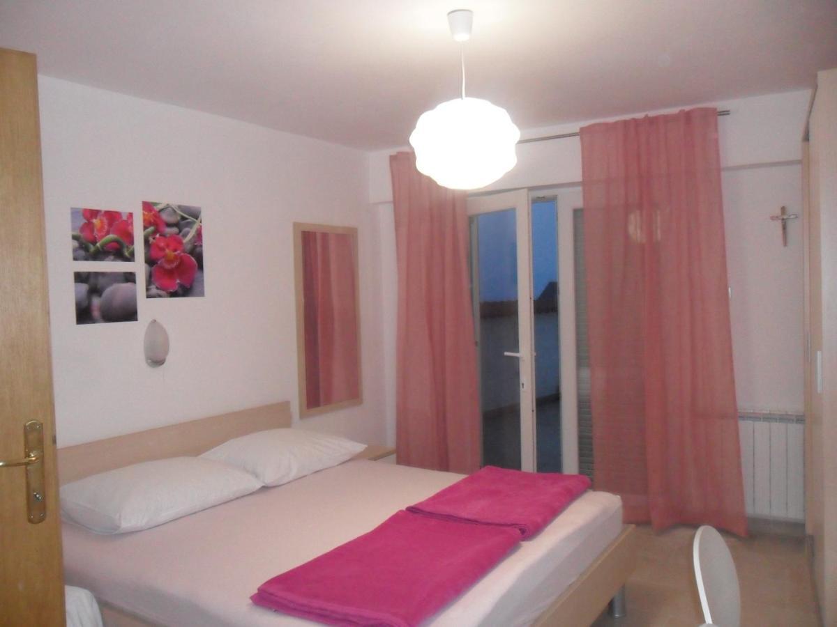 Villa Clara Apartments Kvarner Novi Vinodolski Exterior photo